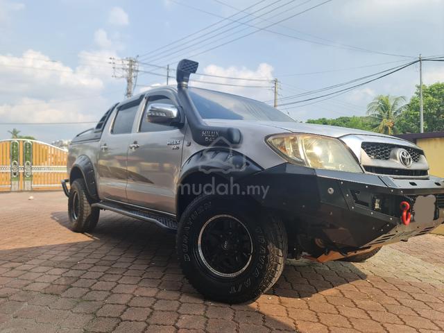 2009 Toyota HILUX 2.5 G (A) - 1