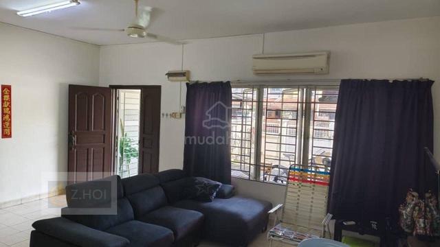 Worth For Investment Partially Renovated 2 Sty Bandar Parklands Klang 1