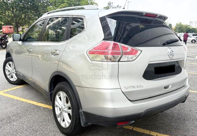 Nissan X-TRAIL T32 2.0(A)PREMIUM*7SEAT*MERDEKA - 2