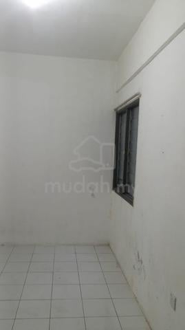 Vista Shop Apartment (Damansara Damai) 1