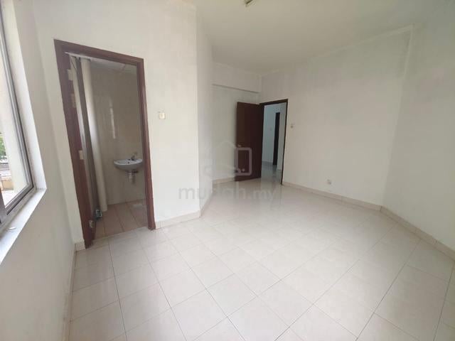 Seri Ixora Apartment 1