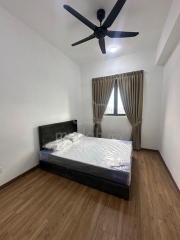 Residensi AVA Room for Rent | Middle & Partition Room 1