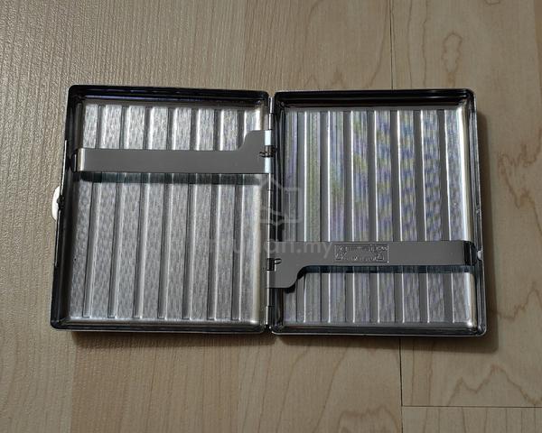 Metal Cigarette Case Holder - photo 2 of 2