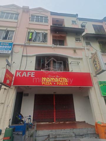Ground floor Shop-Bandar Bukit Tinggi 1 @ Klang-Ready 15/1 or 30/1/27 1