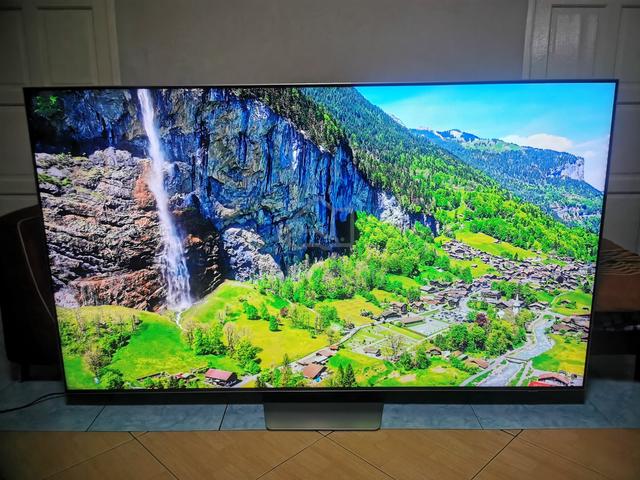 Samsung NEO QLED 75inch Smart Tv UHD 4K HDR 120hz - photo 3 of 4