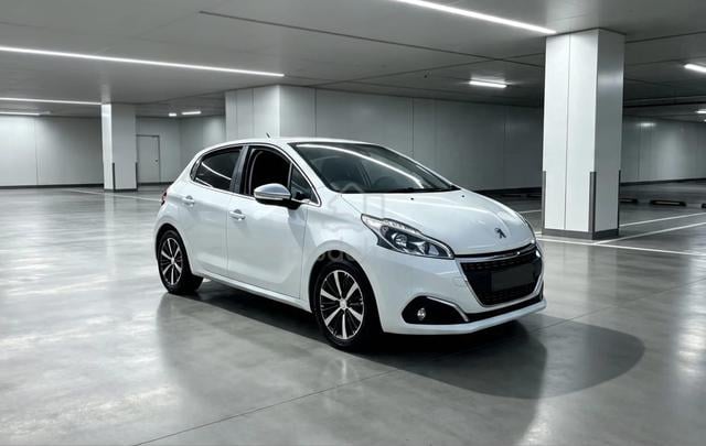 TRUE 2018 Peugeot 208 1.2 PURETECH (A) AISIN G/BOX - 3