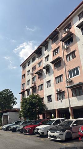 Flat PKNS Seksyen 7 Shah Alam 1