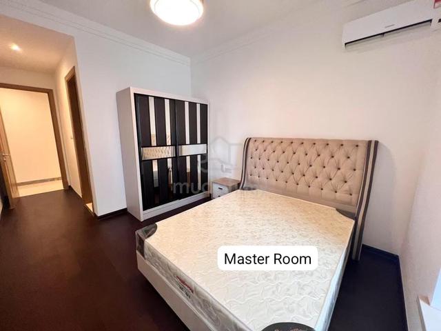 Near CIQ Master room for rent 1