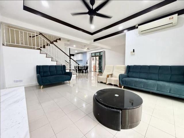 Taman Impian Emas Semi D  1