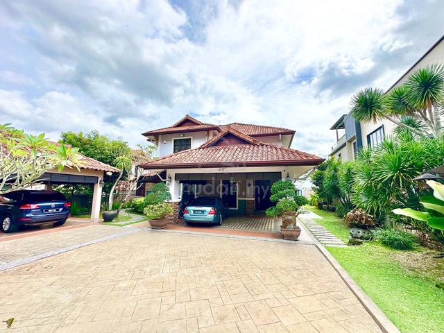 RENOVATED ‼️ 2 Storey Bungalow Alam Damai Cheras KL 1
