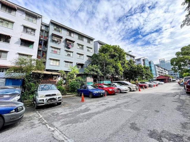 Flat Taman Bukit Angkasa 1