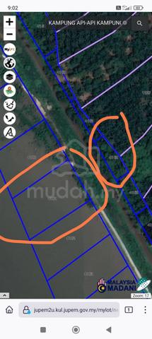 Tanah Tepi pantai di Pontian 1