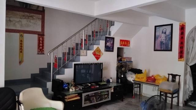 Kitchen Extended & Renovated 2 Storey Terrace Rawang Perdana For Sale 1