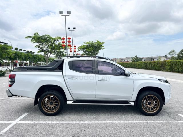 2022 Mitsubishi TRITON 2.4 VGT PREMIUM (A) - 3