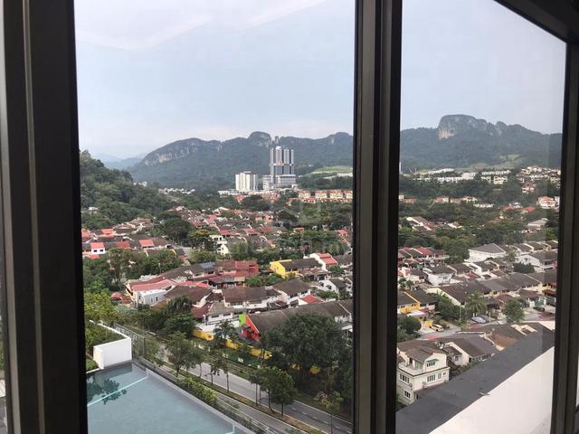 Serini Melawati 1