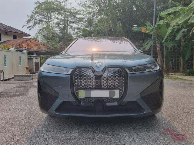 2023 BMW IX40 SPORT Castanea Leather Well Kept - 2