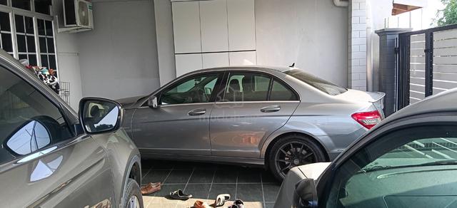 2009 Mercedes Benz C-CLASS 1.8 200 K ELEGANCE - 1