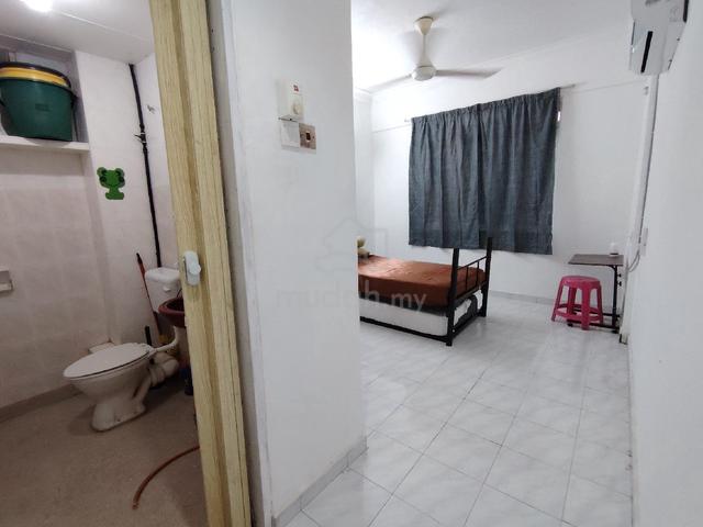 Master room nonsharing near egate 1