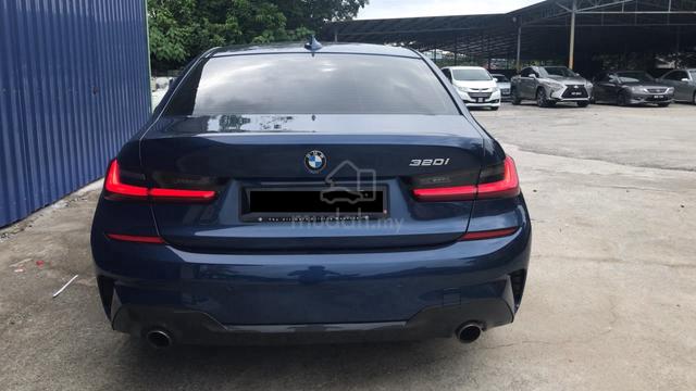 2022 Bmw 320i 2.0 (loan kedai) - 2
