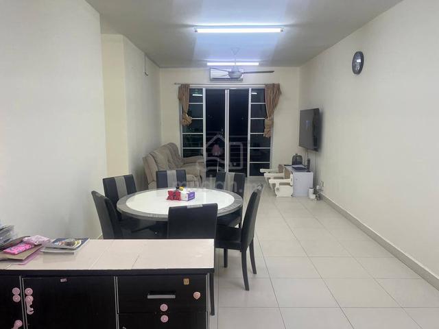 D'Larkin Residence 1