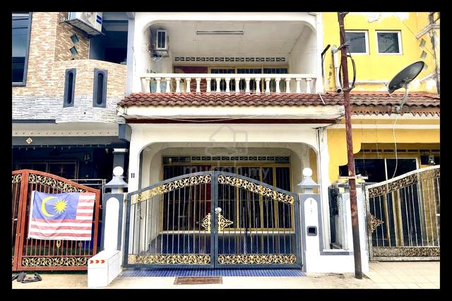 BOOKING 1K🔥RENO FACING OPEN 2 Storey Taman Beringin Jinjang Kepong 1
