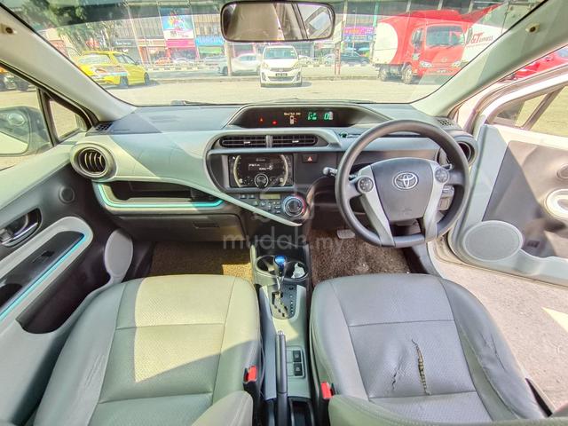 2012 Toyota PRIUS C 1.5 (HYBRID) (A) - 5