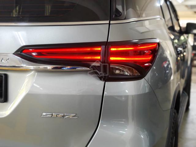 2016 Toyota FORTUNER 2.7 SRZ FULL SVC RCD PWR BOOT - 4