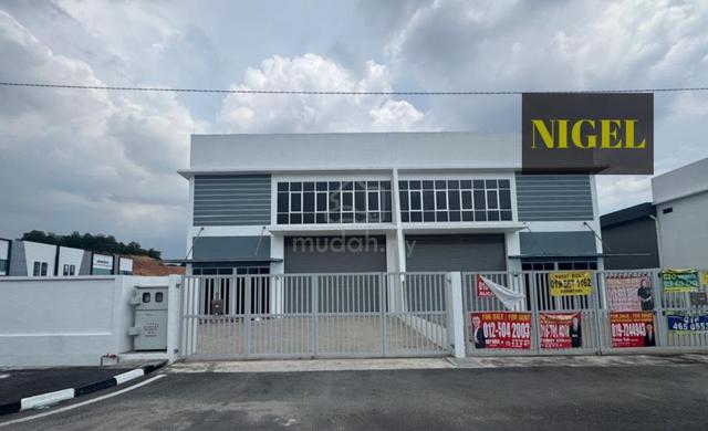 Newly Built 1.5 Semi-D Factory Taman Waja Kulim 1