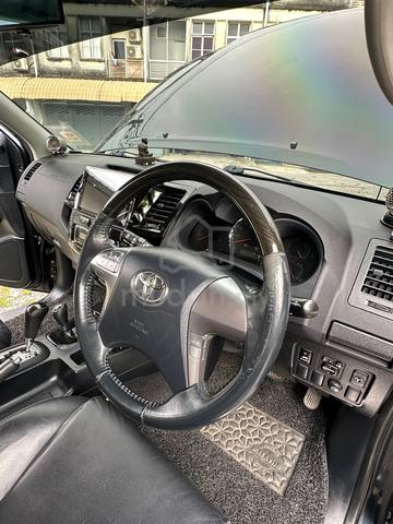 2014 Toyota FORTUNER 2.7 V TGN51R (A) - 5
