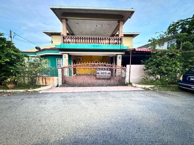 Rumah Teres 2 Tingkat Corner Lot Taman Seroja Bandar Baru Salak Tinggi 1