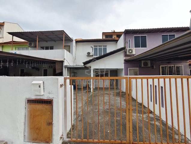 Rumah Teres untuk di sewa La cottage Puchong 1