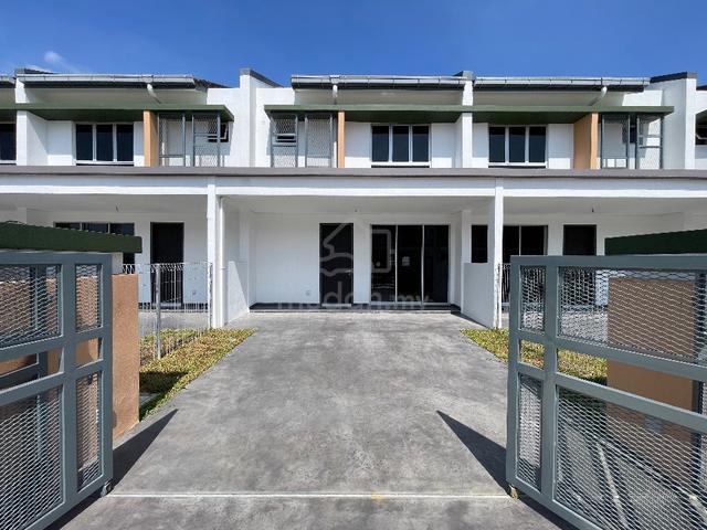 Facing Open 20x75ft, ALURA Bandar Bukit Raja, Klang 1