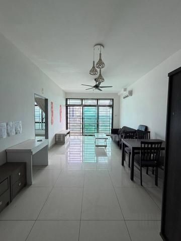 Parc Regency 1