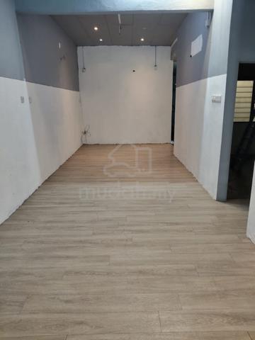 Lengkok Nipah Lip Sin Single Storey Terrace House 1300sf 1