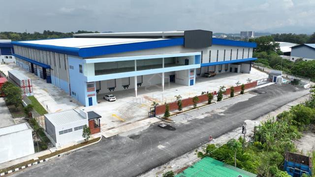 Rawang Big Warehouse , With Loading Dock , High Celling 1