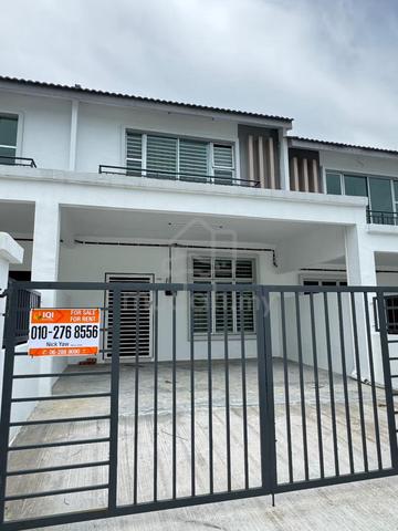 2-Storey Terrace in Bandar Scientex Jasin (Area Bemban, Serkam) 1