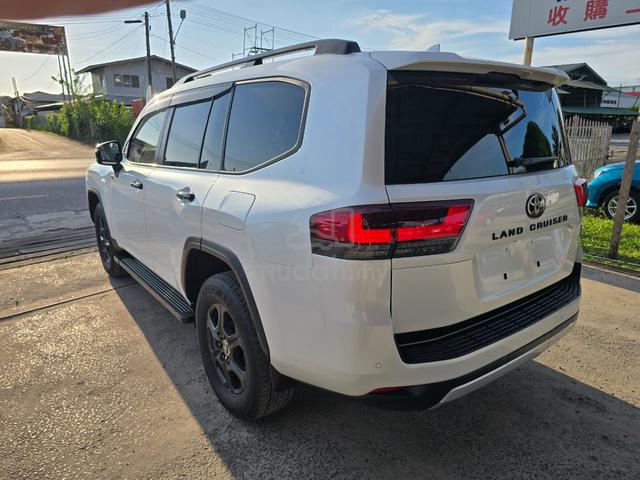 2021 Toyota Land Cruiser 300 GR-Sport 3.3 Diesel - 4