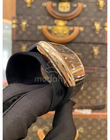 Carousel Image