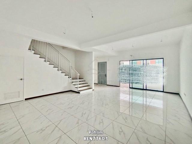 Double Storey Terrace Intermediate lot FOR SALE 1
