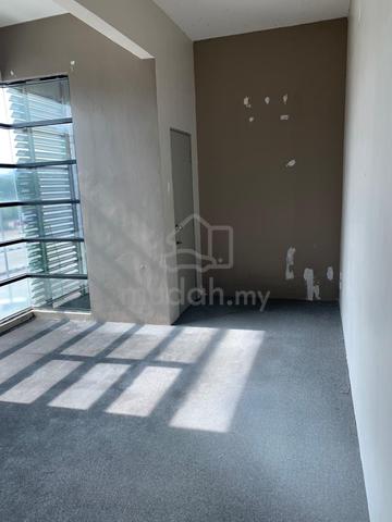 Air putih tingkat  2, office for rent good location 1