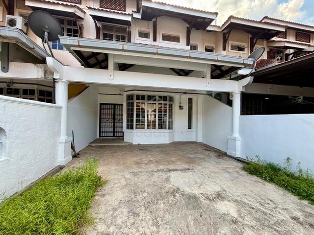 Taman Bukit Dahlia Double Storey Terrace House 4bed Pasir Gudang Johor 1