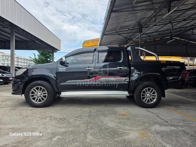 Toyota HILUX 2.5G VNT (A) 2013[Warranty Available] - 4