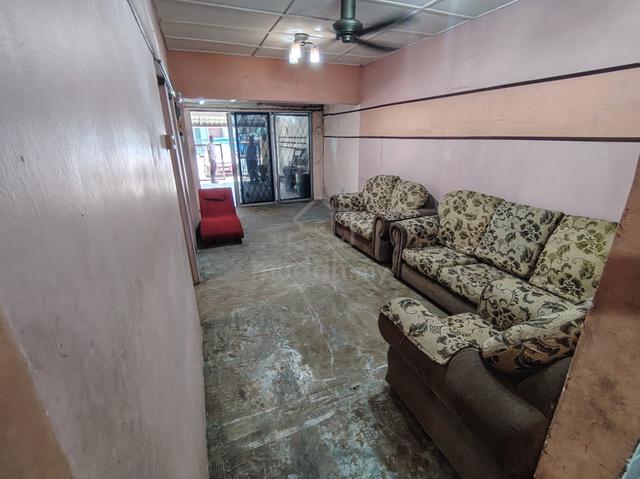 Single storey Taman Ibukota 22x70 Setapak 4 rooms 1 Attic for Sale 1