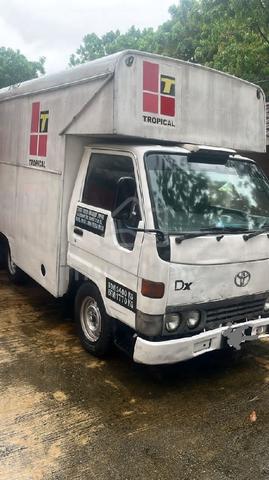 1997 Toyota HIACE 2.4 (M) - 2