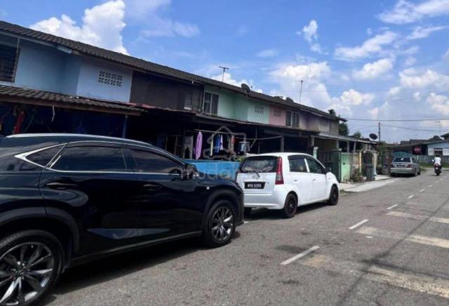 Kota Tinggi Taman Melati Putih Jalan Melati L.Cost Double Storey House 1