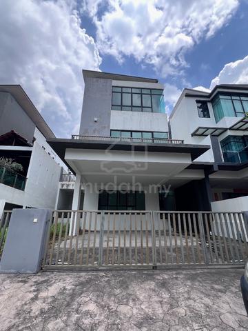 2.5 Storey Wira Heights, Bandar Sungai Long 1