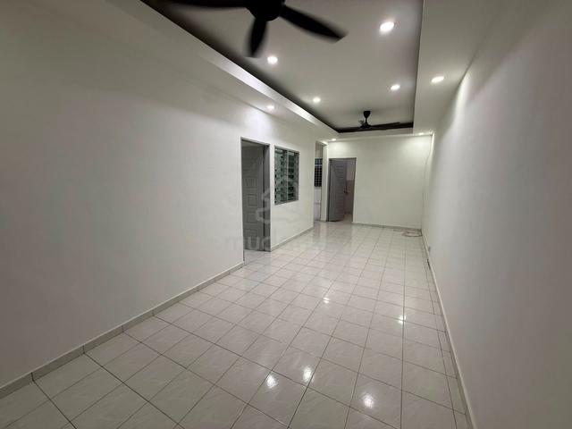 Megah Ria Single Storey Partial Furnished (Just renovated) 1