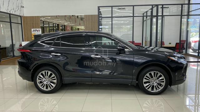 2023 Toyota Harrier Z 1986 Cc Black - 2