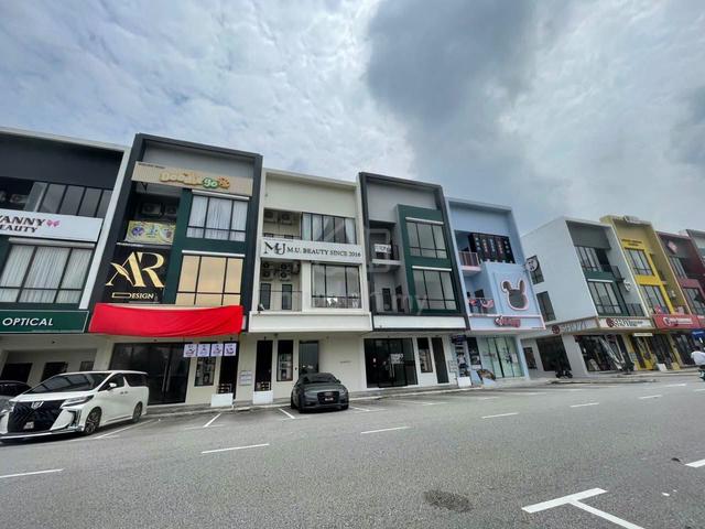 Austin Crest Emerald 2 Shop For Sale  😍 ROI 4.5｜第二期｜三层店面｜面湖单位 🌳 1