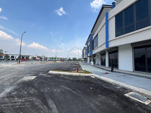 Cornerlot , Good for ROI & business shoplot impian prisma alam impian 1